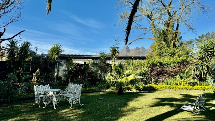 1 Bedroom Property for Sale in Raithby Western Cape